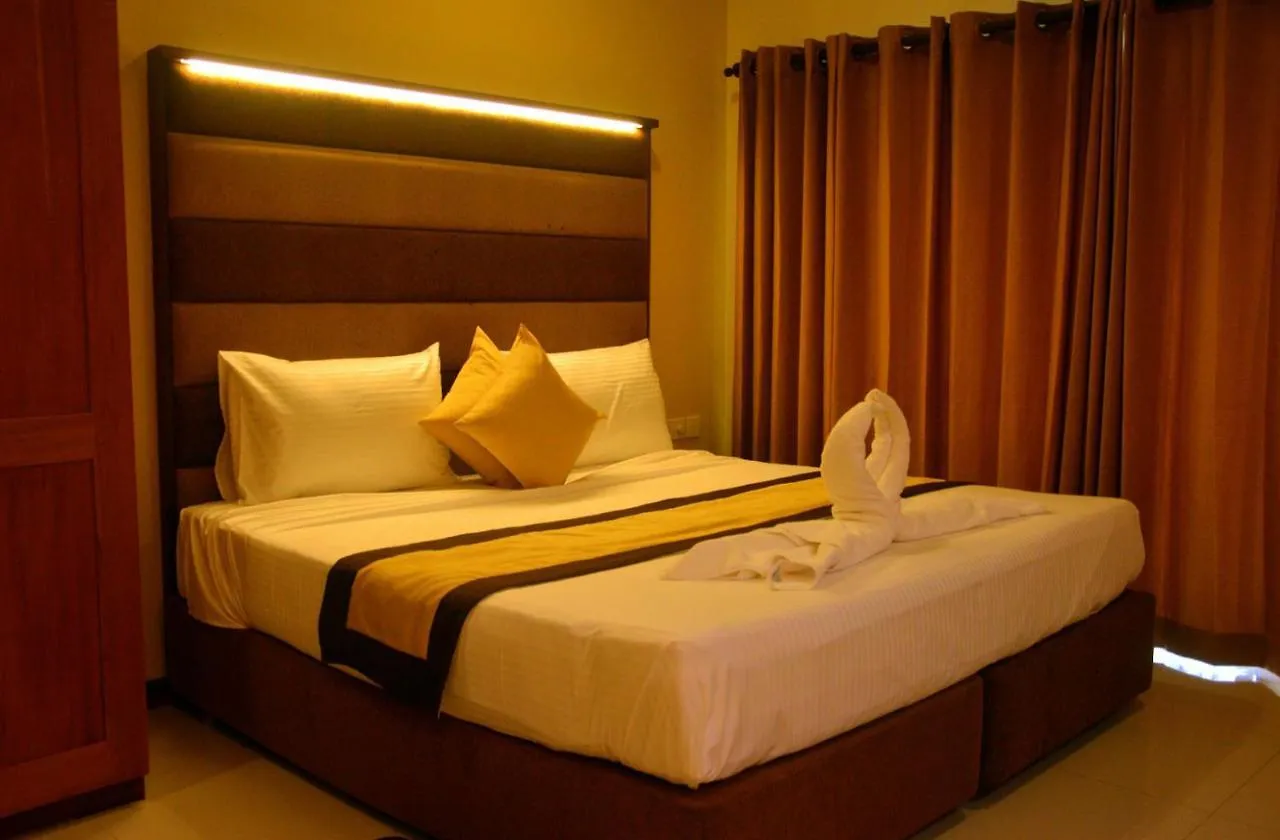 Beach Corridor Hotel & Spa Negombo