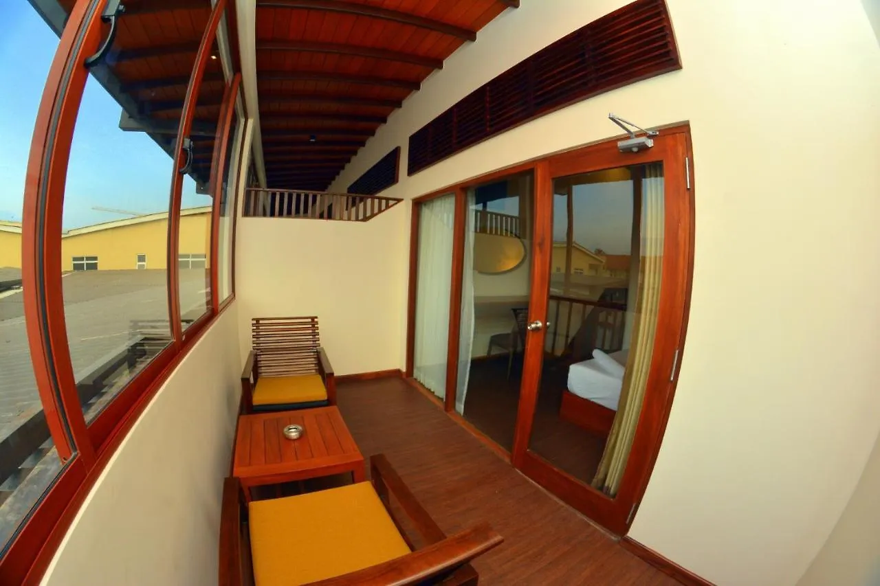 Beach Corridor Hotel & Spa Negombo