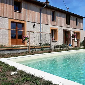 La Ferme Du Bouton D'or Bed & Breakfast Vendranges